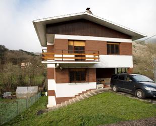 Vista exterior de Casa o xalet en venda en Trucios-Turtzioz amb Calefacció, Jardí privat i Terrassa