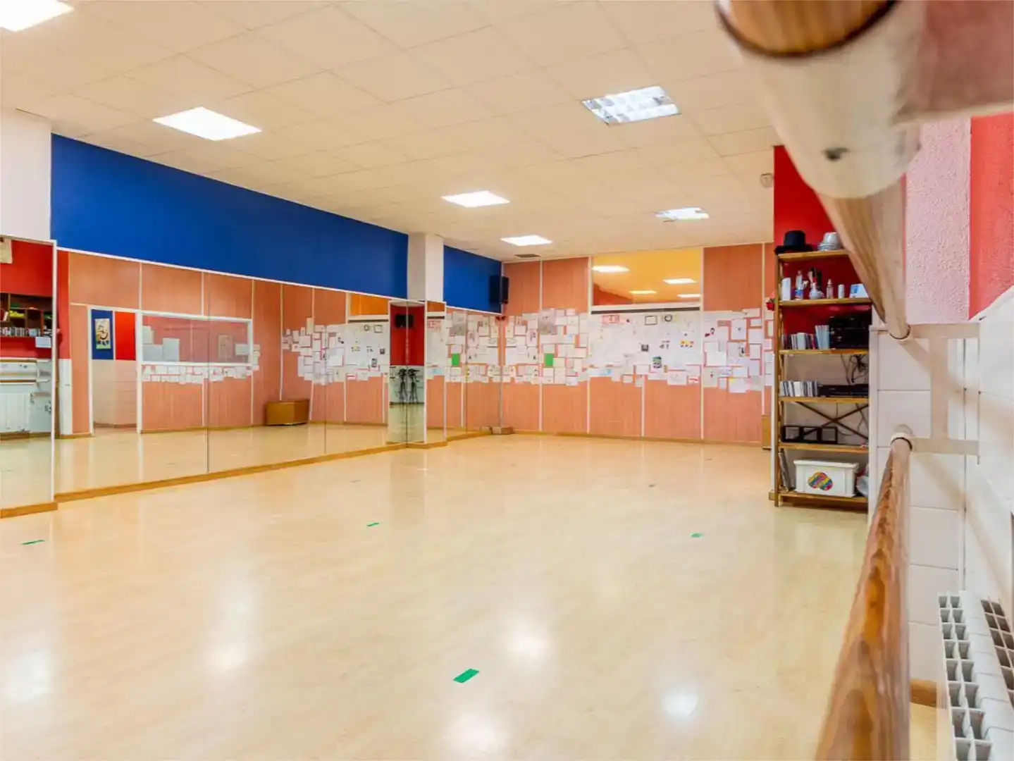 Local en venta en Benicasim / Benicàssim con Aire acondicionado, Parquet y Amueblado