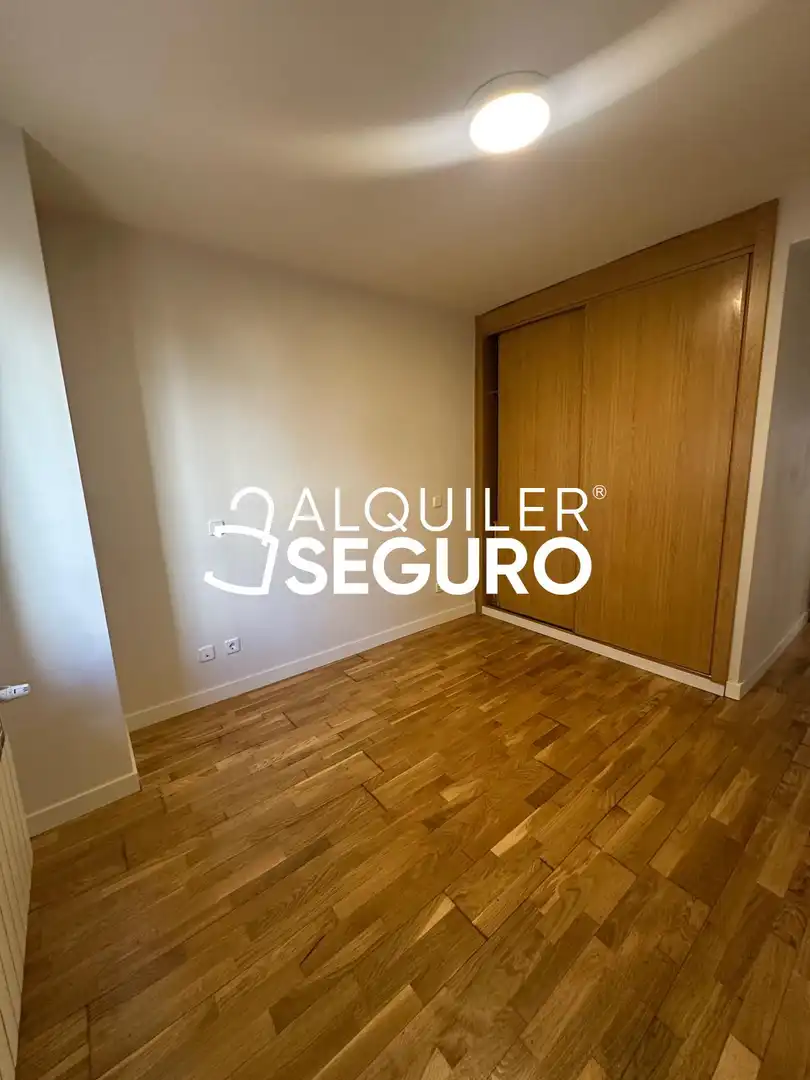 Habitación de Piso de alquiler en Navalcarnero con Calefacción, Trastero y Piscina