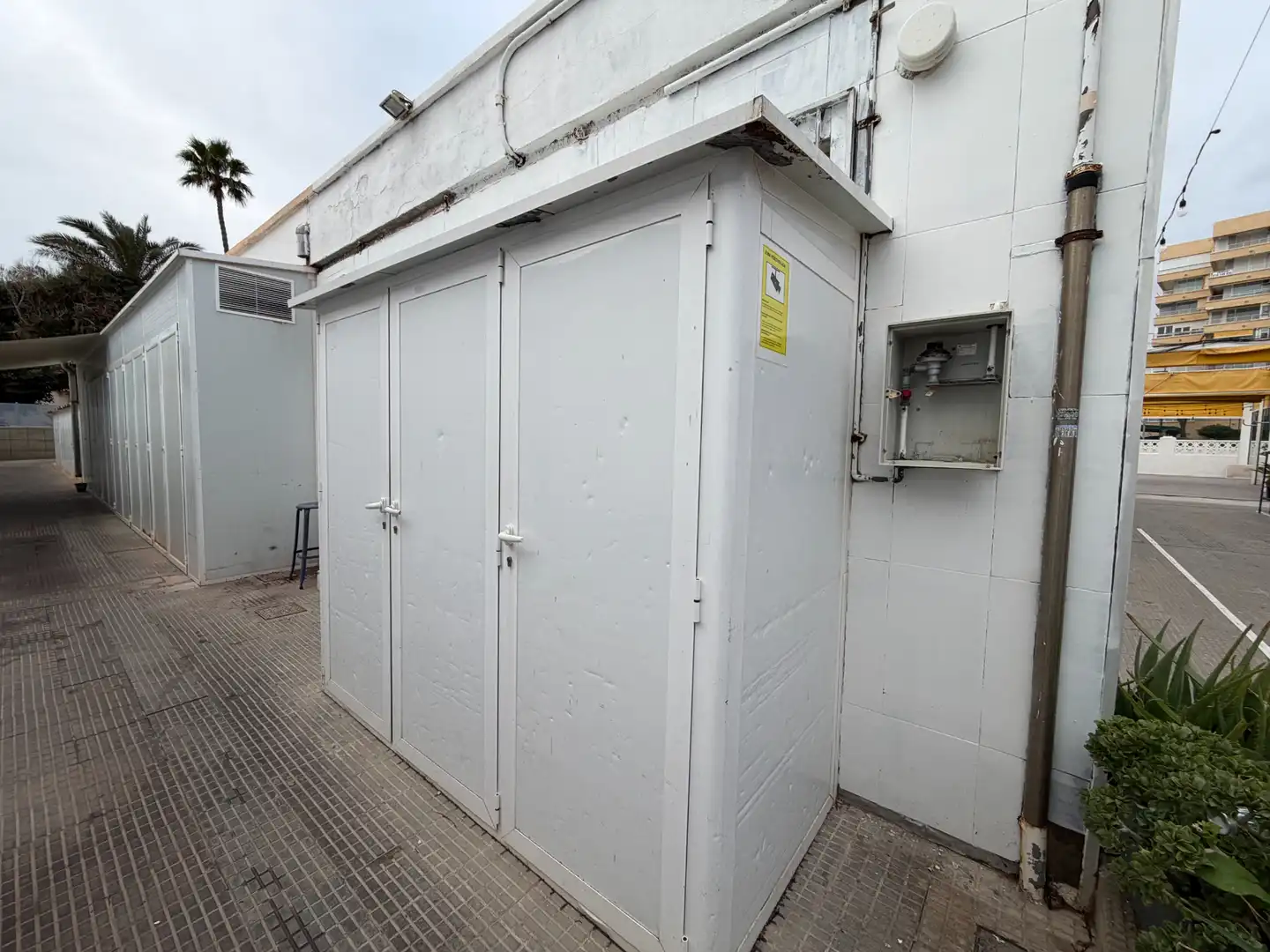 Vista exterior de Local en venta en Alicante / Alacant con Aire acondicionado, Terraza y Amueblado