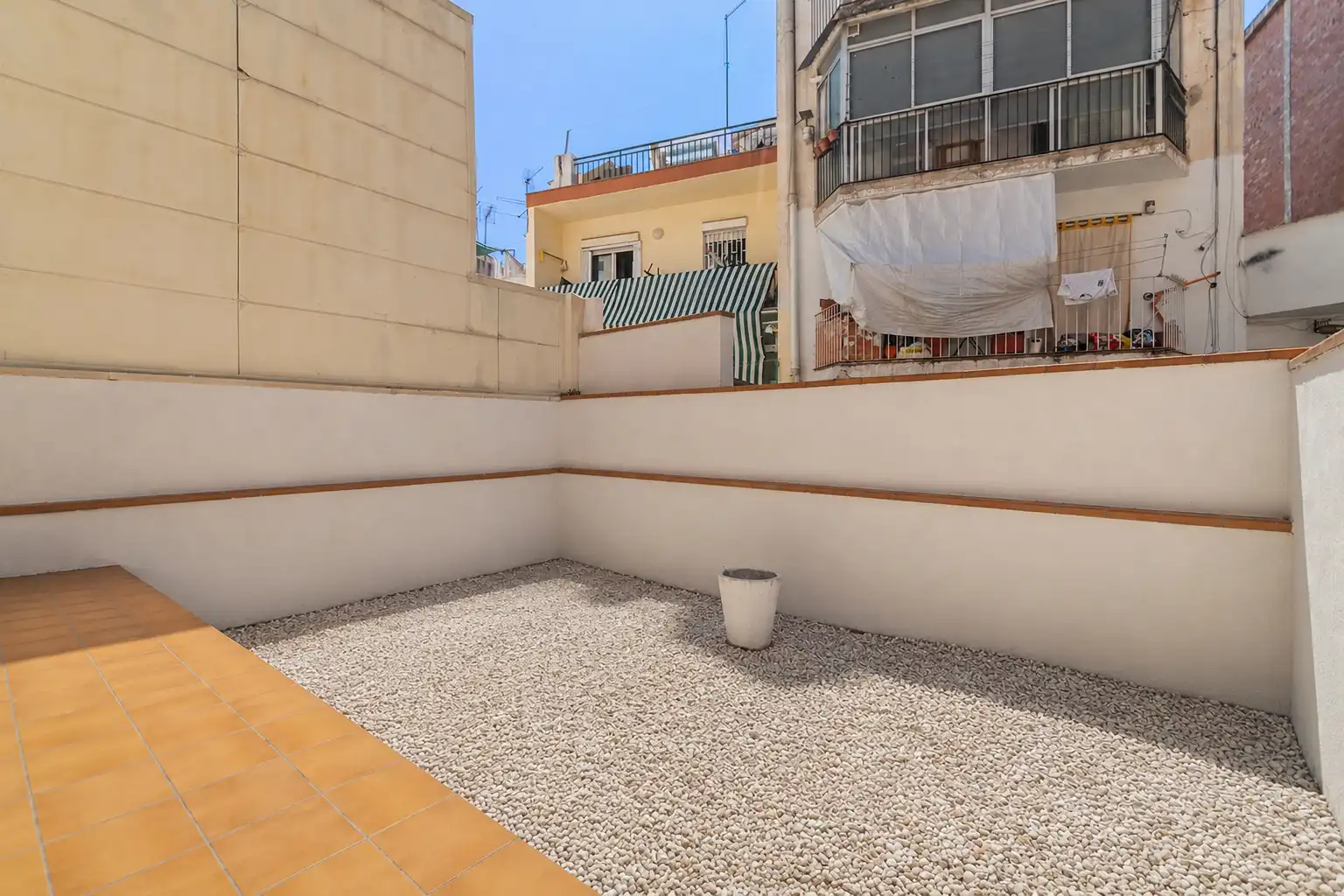 Terrace of Duplexes for sale in Barcelona  with Air Conditioner, Heating and Private garden