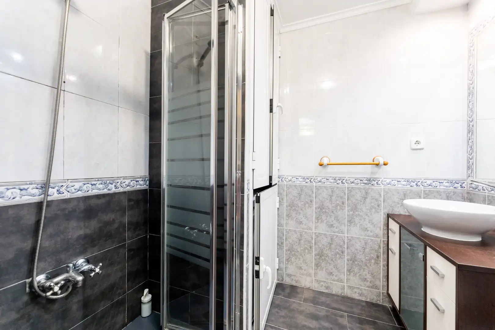 Baño de Piso en venta en Madrid con Aire acondicionado, Amueblado y Lavadora