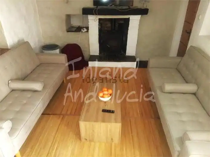 Sala d'estar de Finca rústica en venda en Villanueva de Algaidas amb Terrassa i Piscina