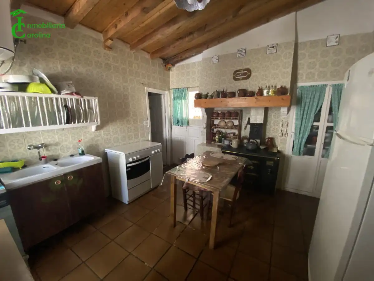 Cuina de Casa o xalet en venda en Baños de la Encina amb Piscina