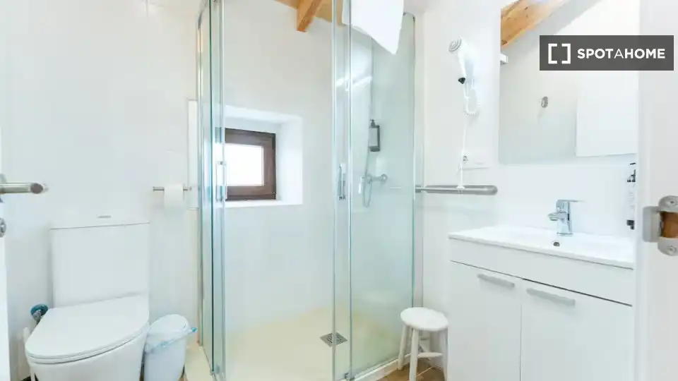 Room in Somo