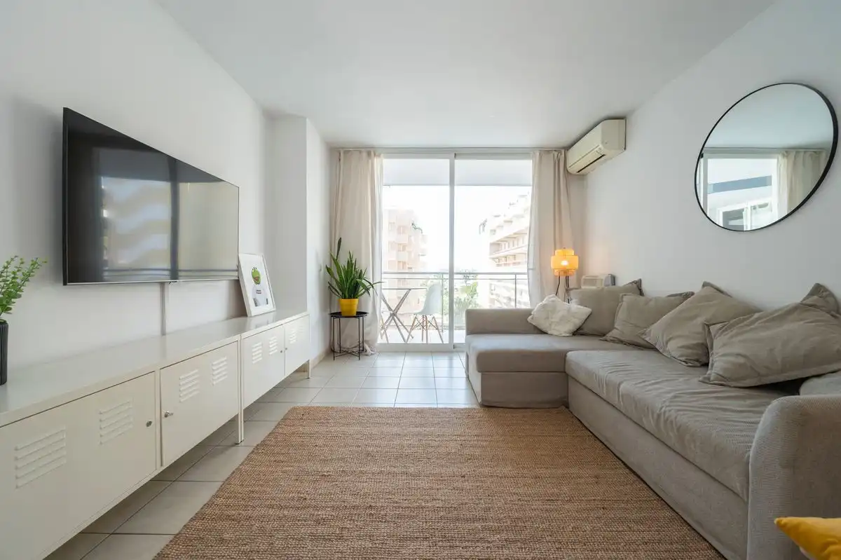 Appartamento con piscina in vendita a Av. 8 d'Agost, imagen 3