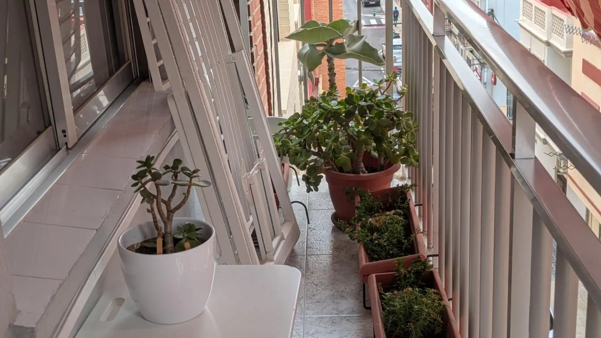 Balcony of Flat for rent in Valencia  with Air Conditioner