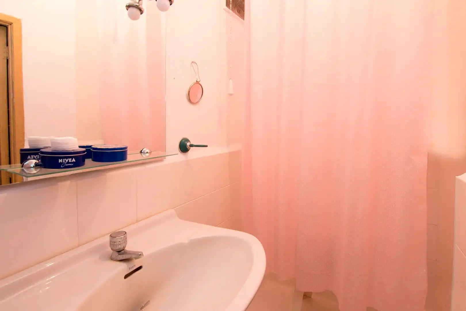 Baño de Finca rústica en venta en Güéjar Sierra con Terraza, Piscina y Balcón