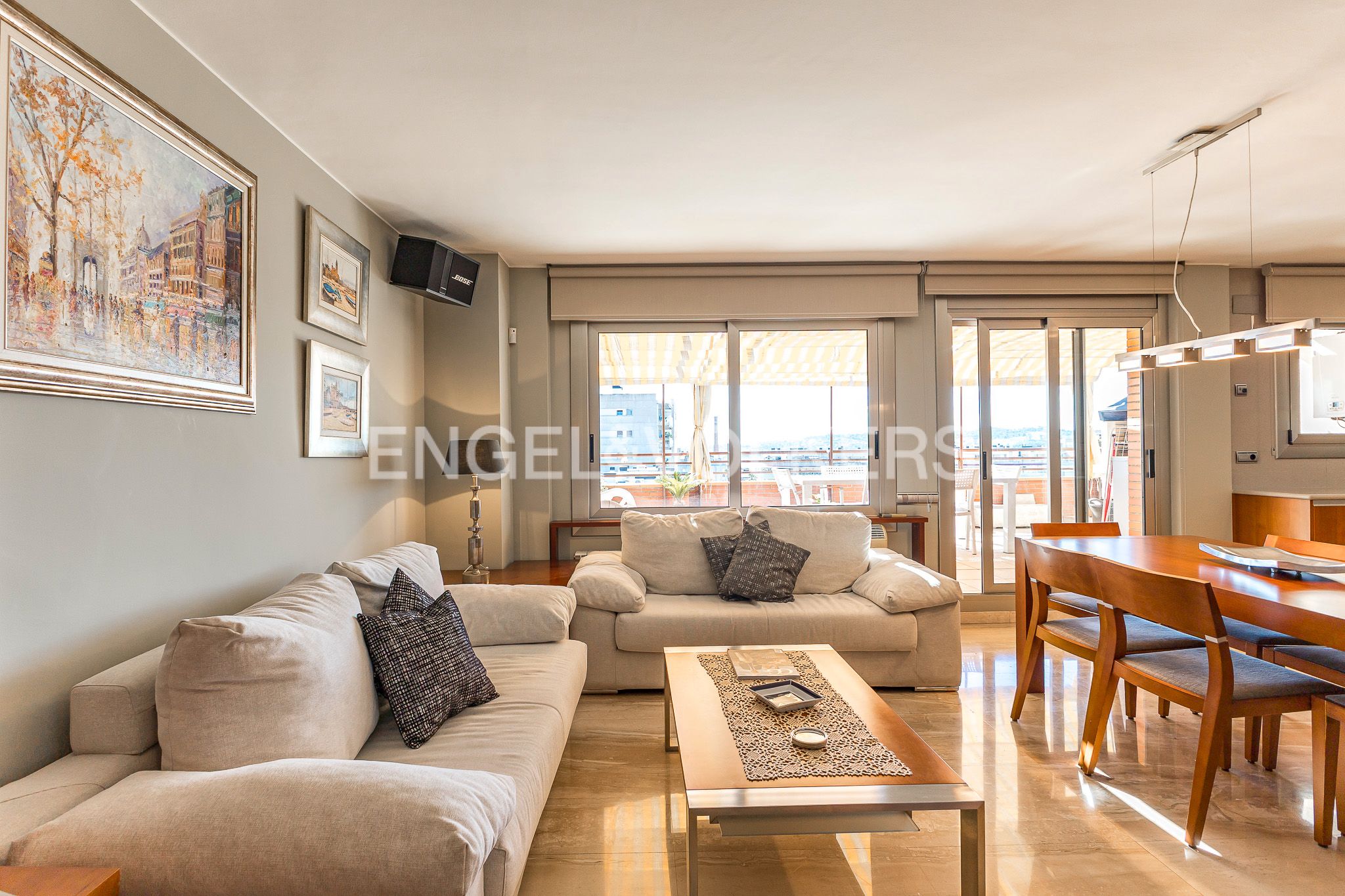 Sala d'estar de Àtic en venda en Terrassa amb Aire condicionat, Calefacció i Terrassa