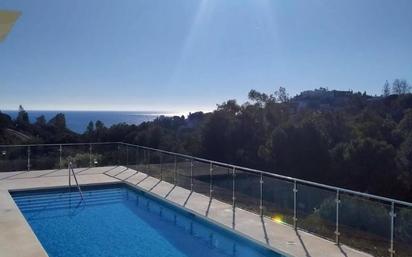 Swimming pool of Apartment for sale in Benalmádena  with Air Conditioner and Terrace