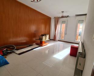 Living room of Flat for sale in Cigales  with Heating, Parquet flooring and Terrace