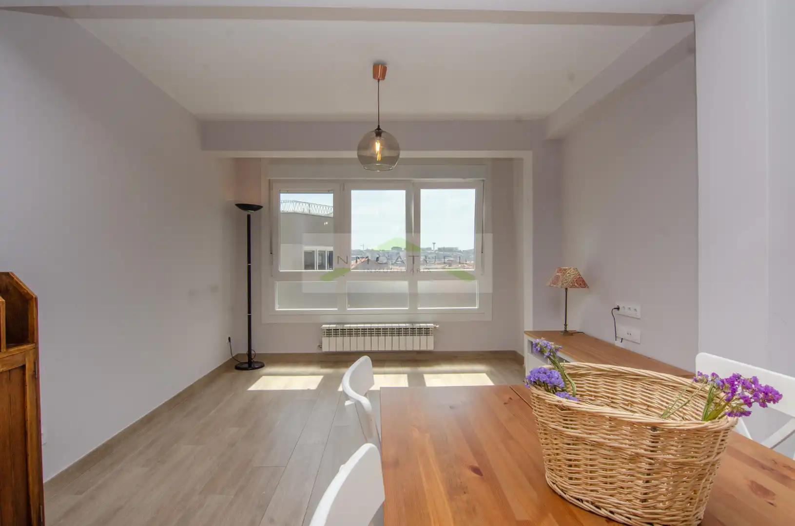 Wohnzimmer von Wohnung zum Verkauf in A Coruña Capital  mit Heizung, Ofen und Waschmaschine