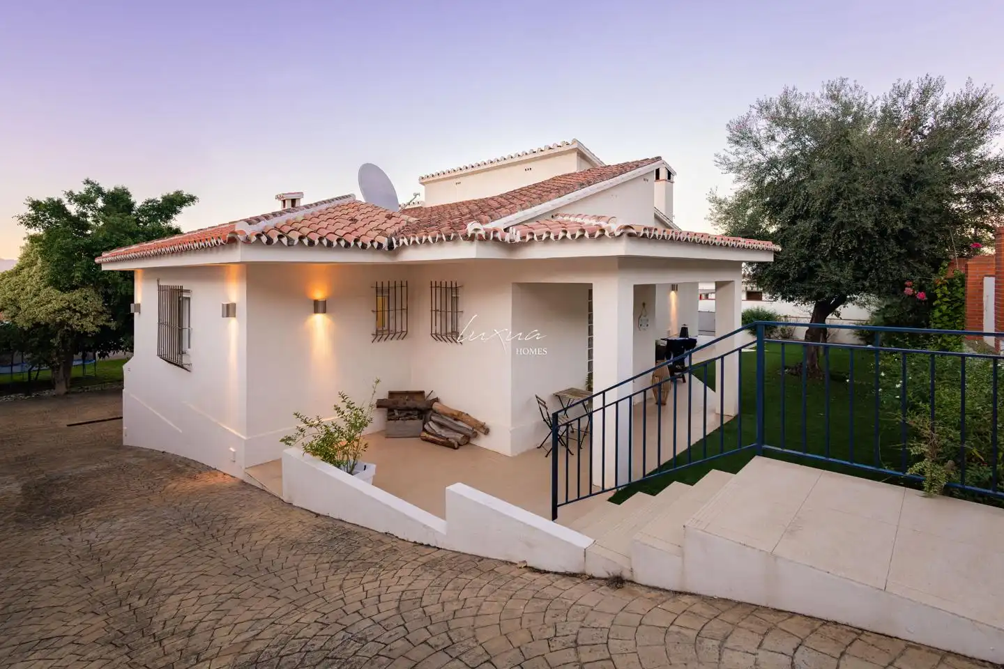 Casa amb piscina en venda a / Málaga. Calle Jerez. 37