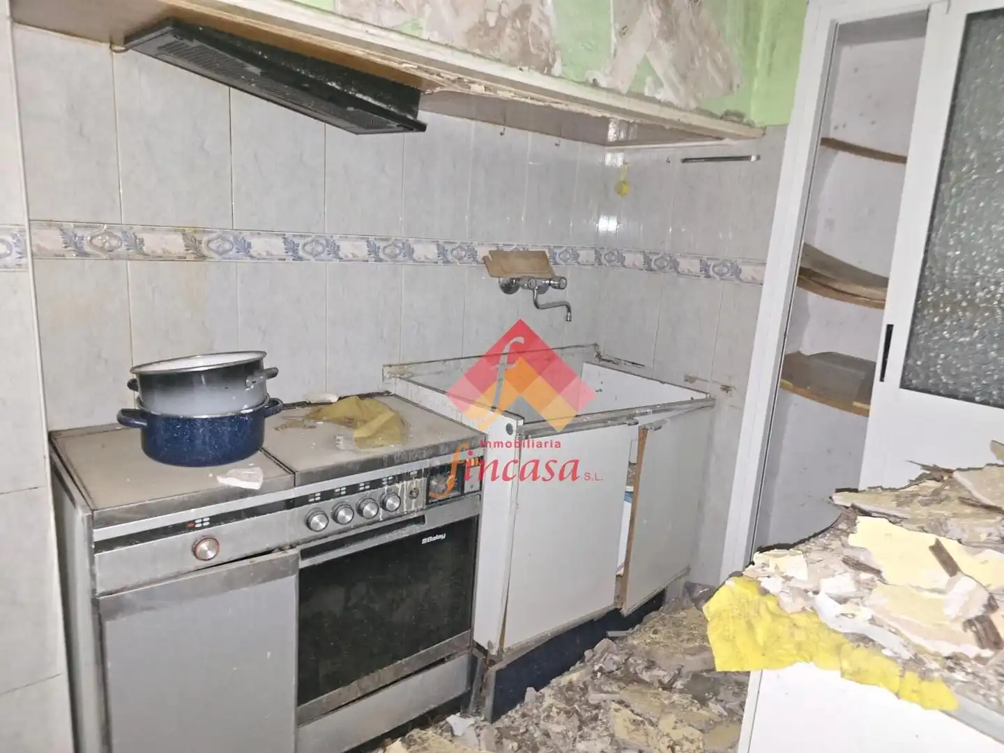 Kitchen of Flat for sale in Ronda  with Terrace and Balcony