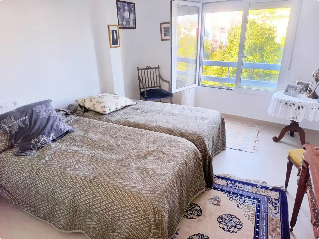 Habitación de Piso en venta en Oliva con Aire acondicionado y Balcón