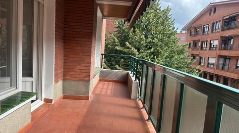 Foto 3 de Piso en venta en Calle Nervion, Villamonte, Getxo