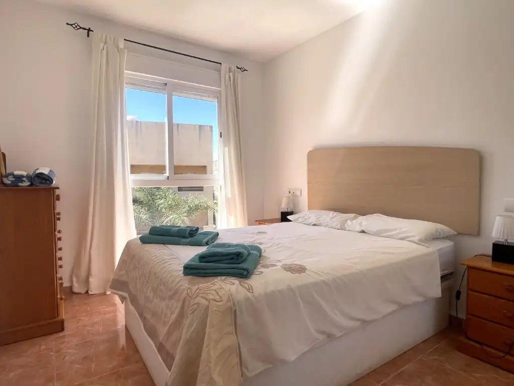 Schlafzimmer von Wohnungen zum Verkauf in Vera mit Klimaanlage, Terrasse und Schwimmbad
