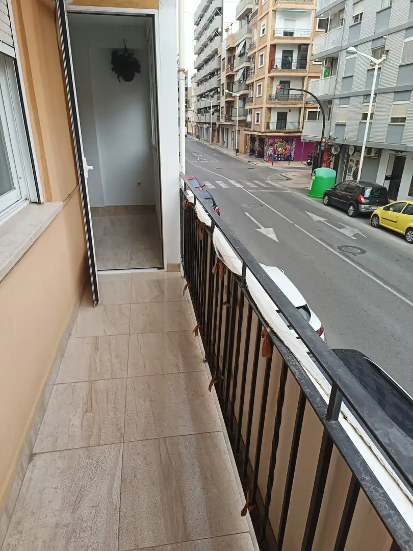 Terraza de Piso de alquiler en Mislata con Aire acondicionado, Terraza y Amueblado