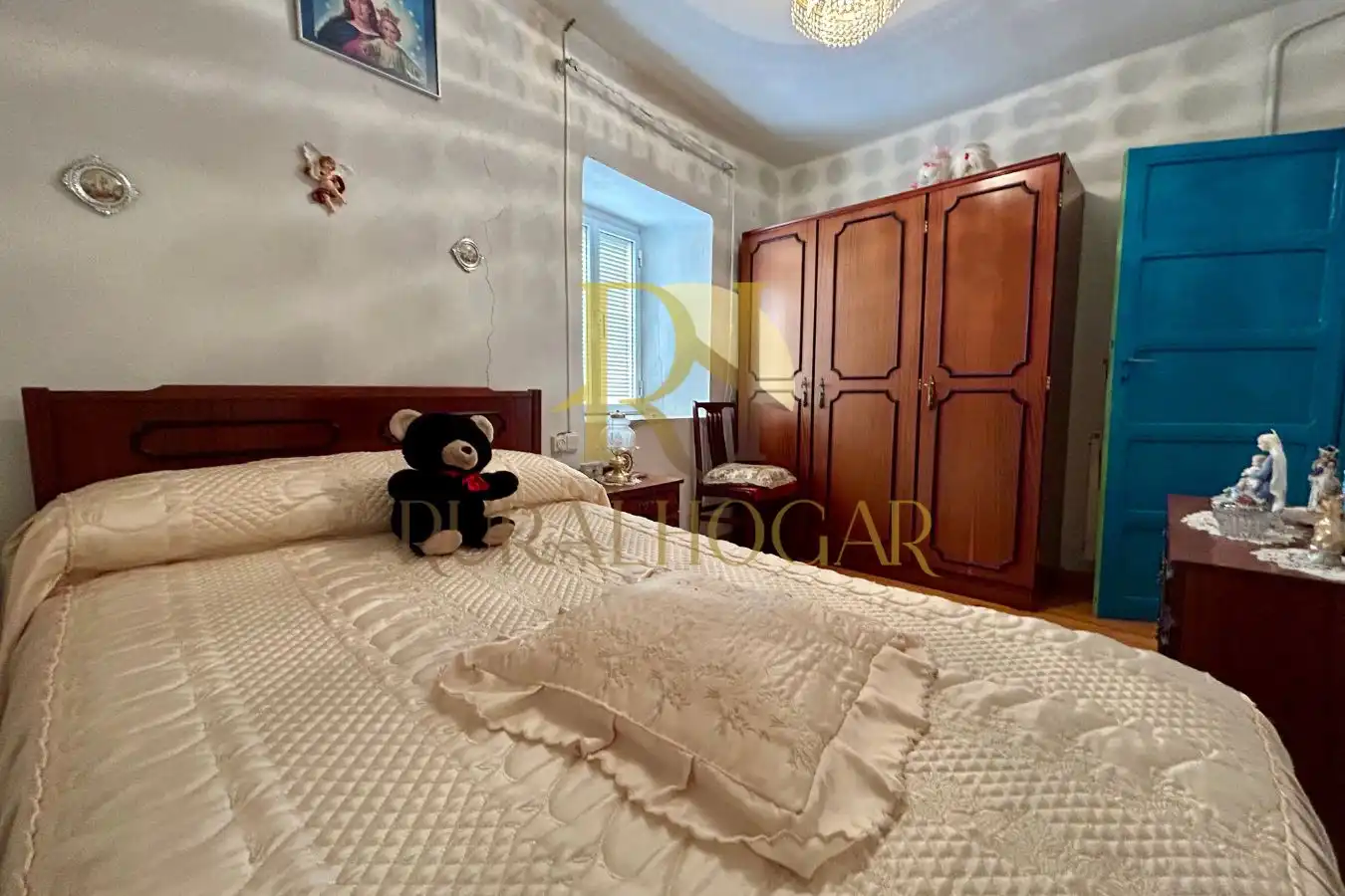 Bedroom of Houses for sale in Cármenes
