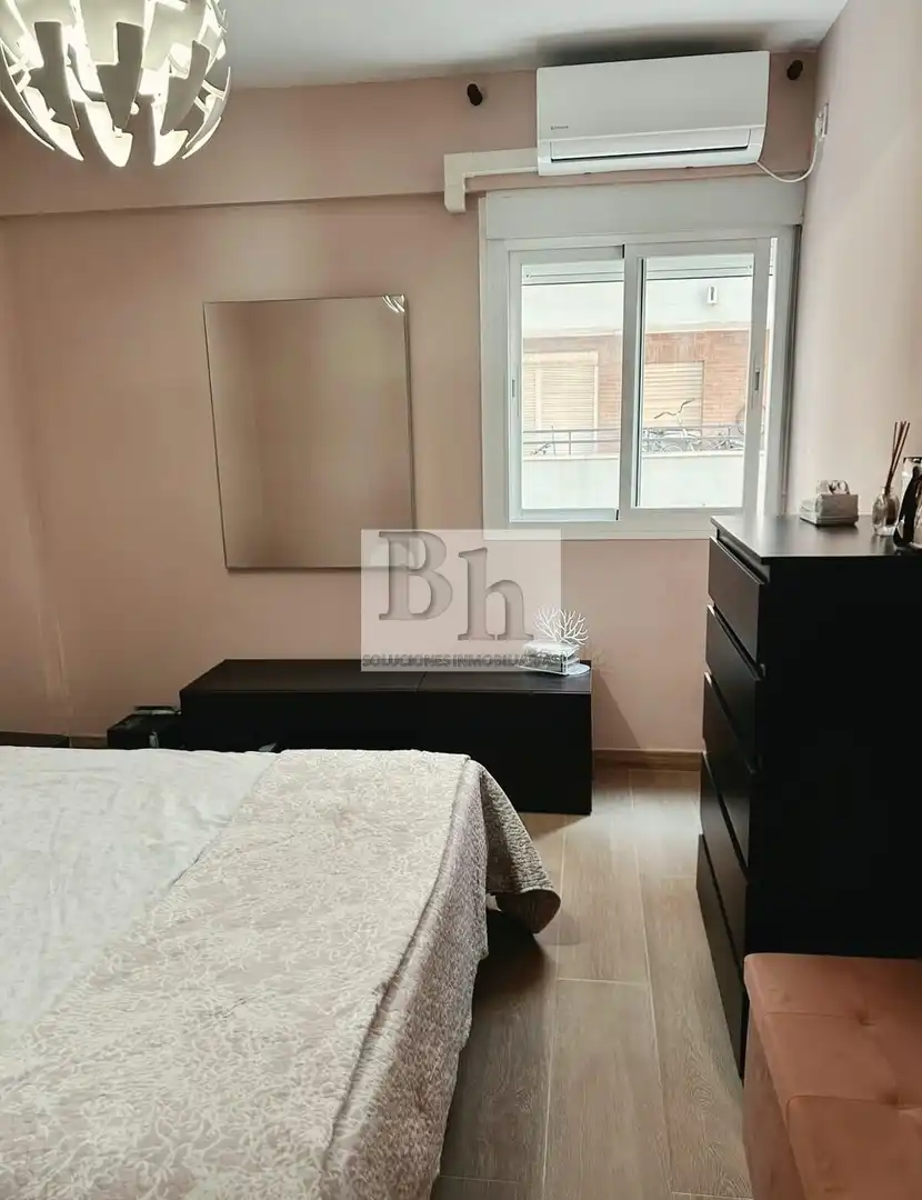 Habitación de Piso en venta en Málaga con Aire acondicionado
