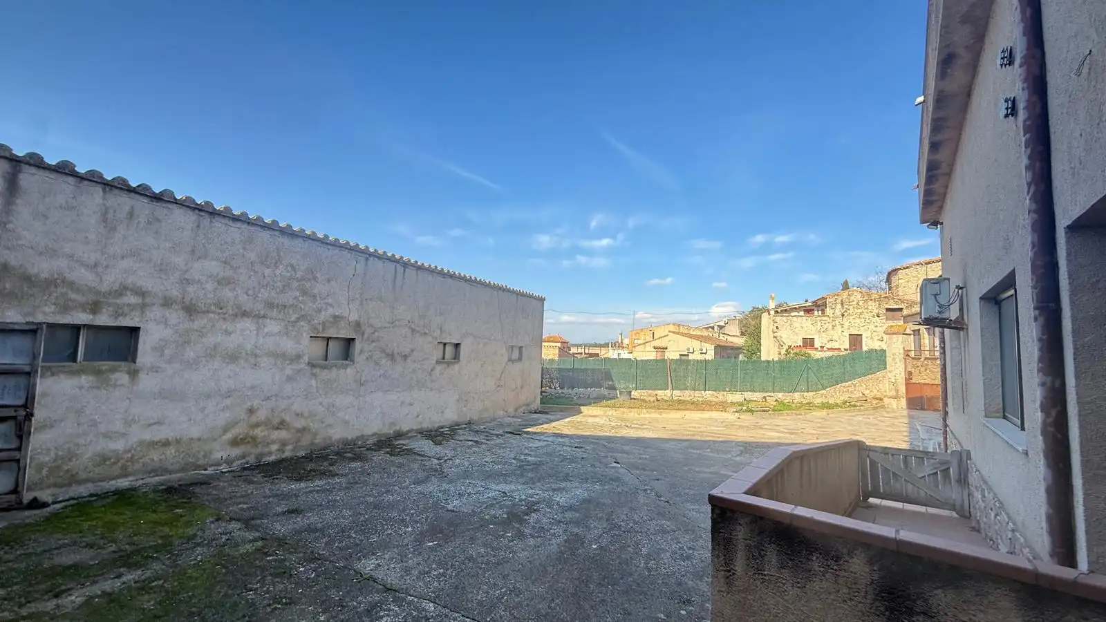 Country homes for sale in Jafre  with Heating, Private garden and Terrace