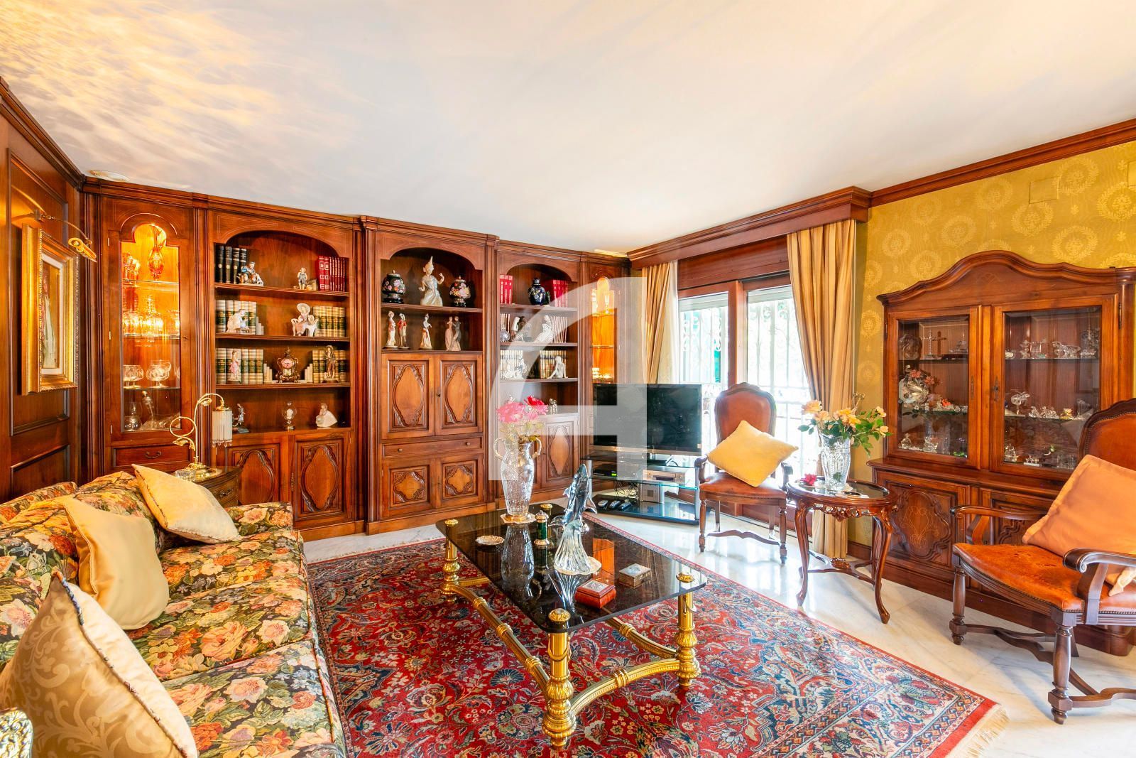 Living room of Flat for sale in  Barcelona Capital  with Air Conditioner, Heating and Parquet flooring