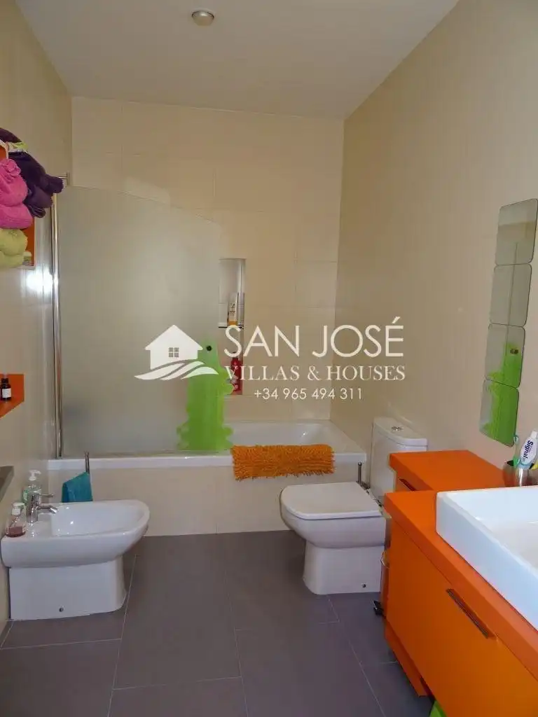 Bathroom of Houses for sale in Aspe  with Air Conditioner, Heating and Private garden