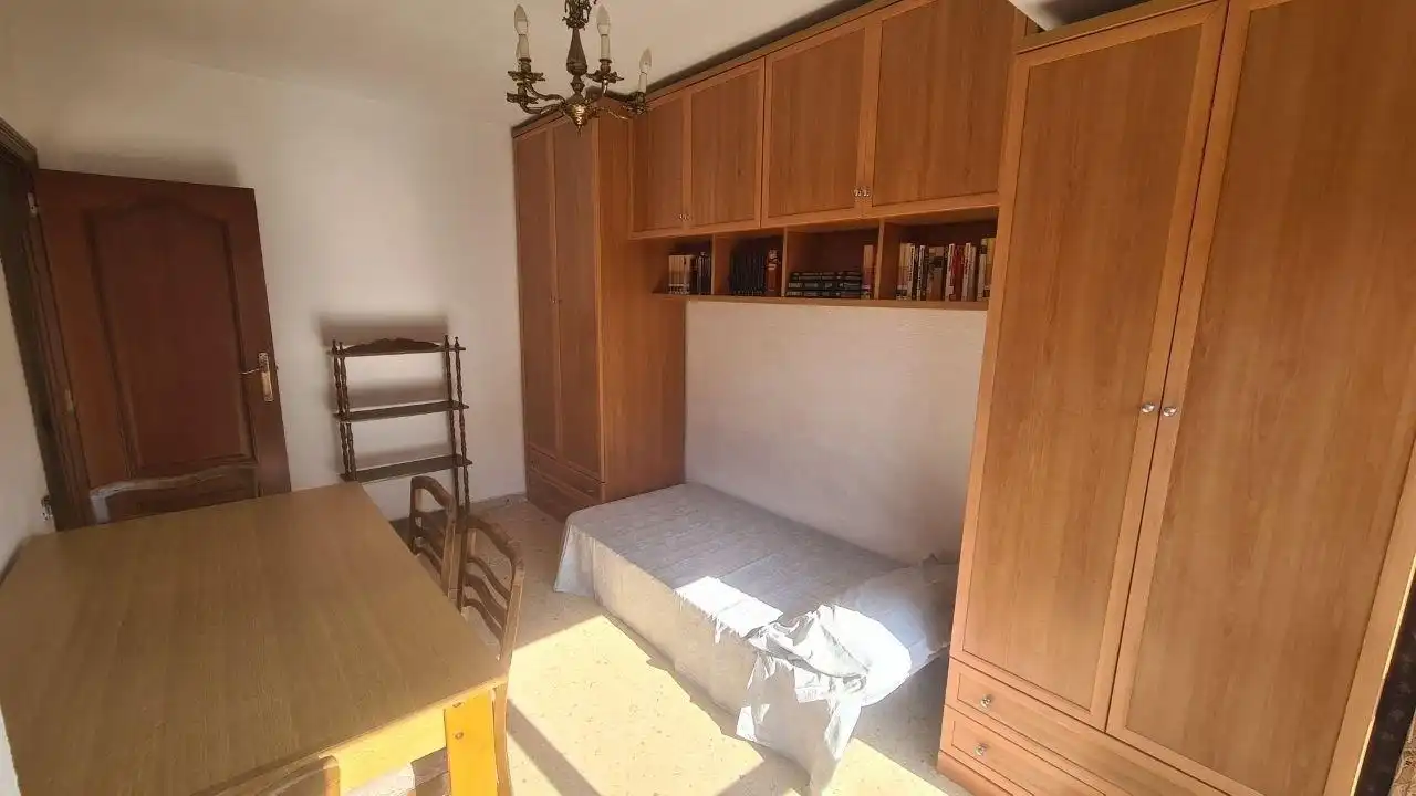 Dormitori de Pis en venda en Alicante / Alacant amb Aire condicionat, Terrassa i Moblat