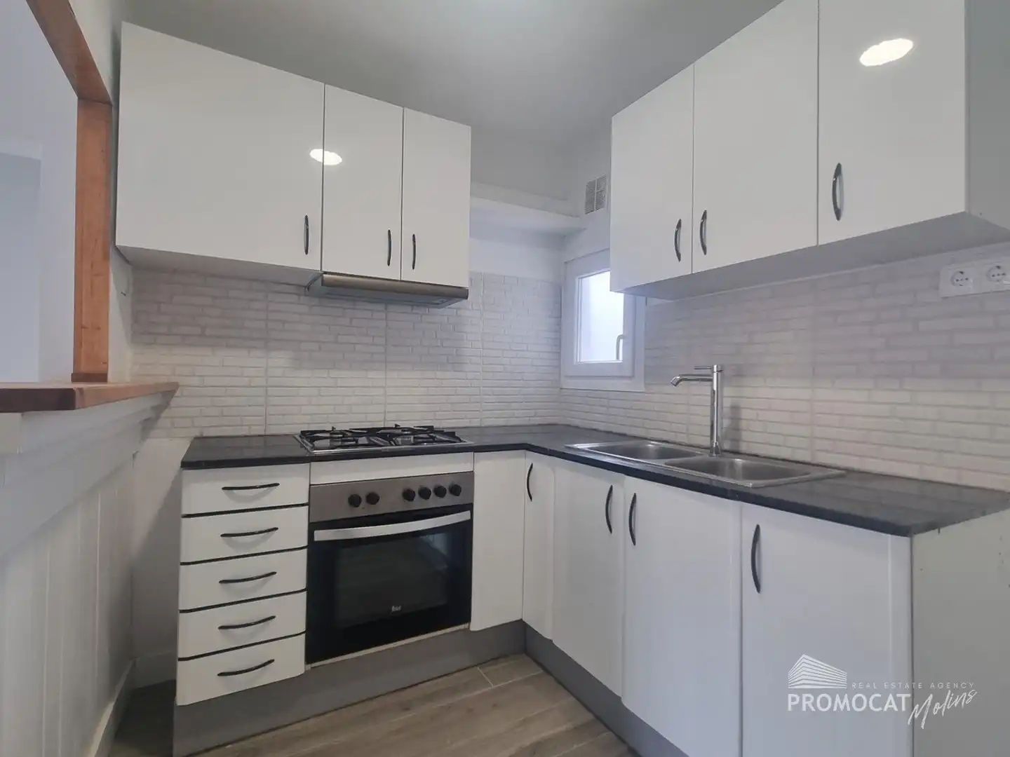 Cocina de Ático en venta en Molins de Rei con Aire acondicionado y Terraza