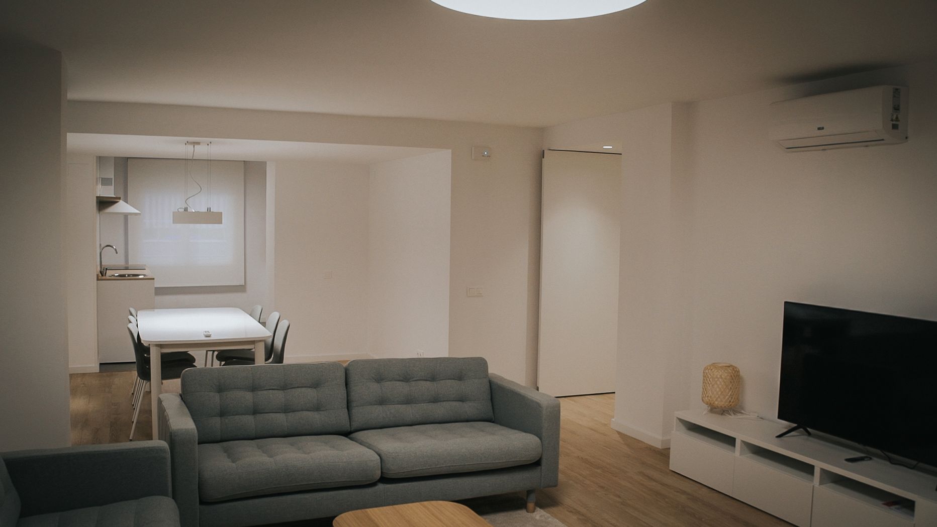 Flat to share in Carrer d'Antoni de Bofarull, 8, Ponent