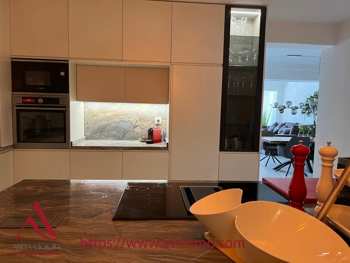 Cuina de Apartament en venda en Torrevieja amb Aire condicionat, Moblat i Forn