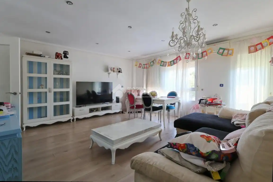 Wohnzimmer von Wohnung zum Verkauf in Sagunto / Sagunt mit Klimaanlage, Parkett und Terrasse