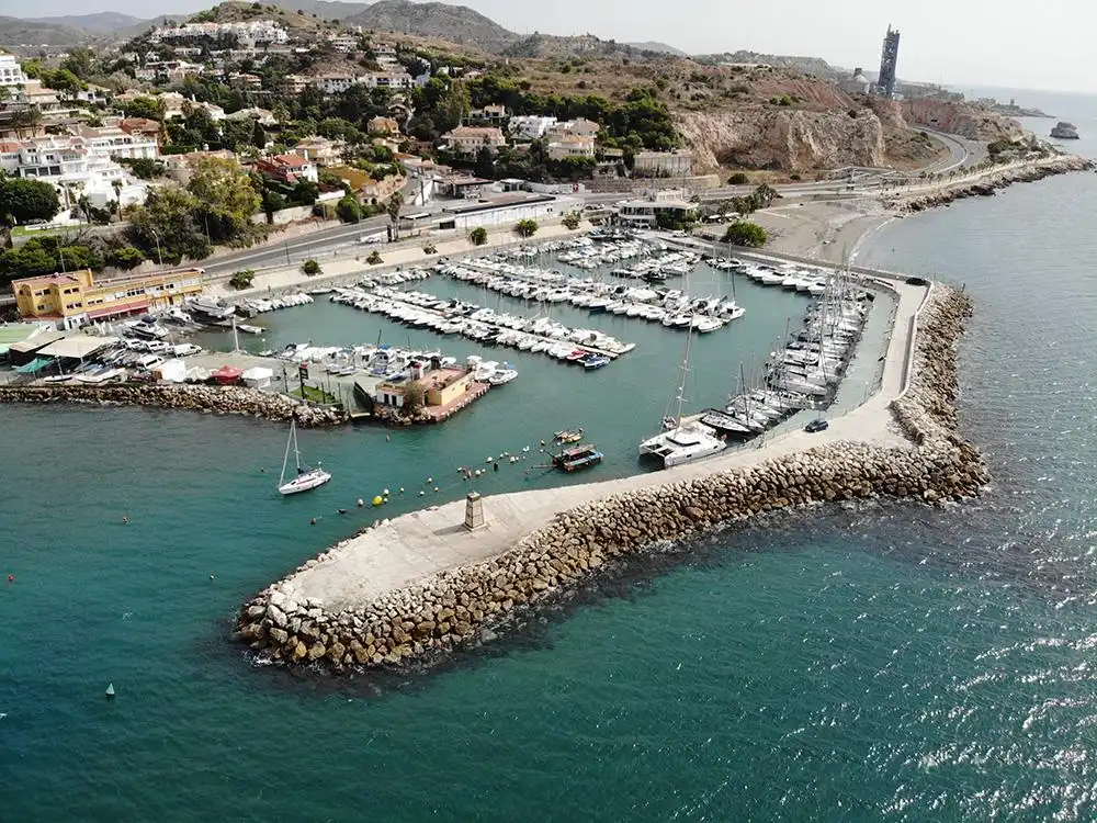 Parking of Houses for sale in Málaga  with Air Conditioner, Private garden and Terrace