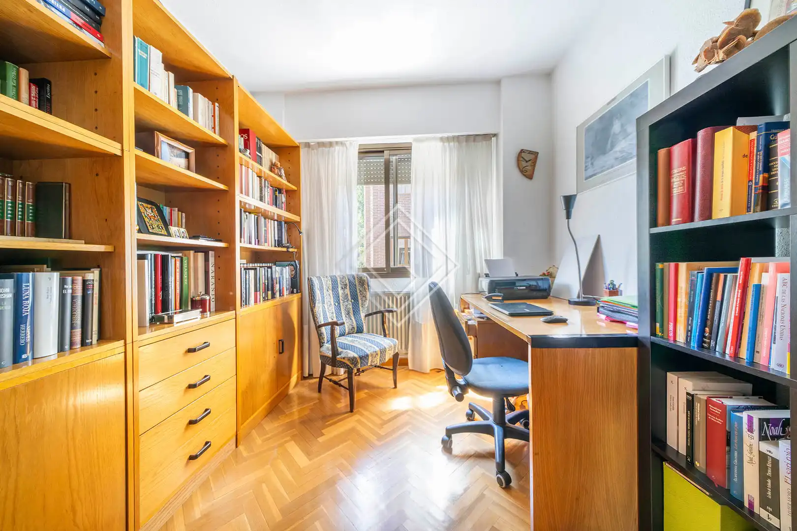 Habitación de Piso en venta en Madrid con Jardín privado, Terraza y Piscina comunitaria