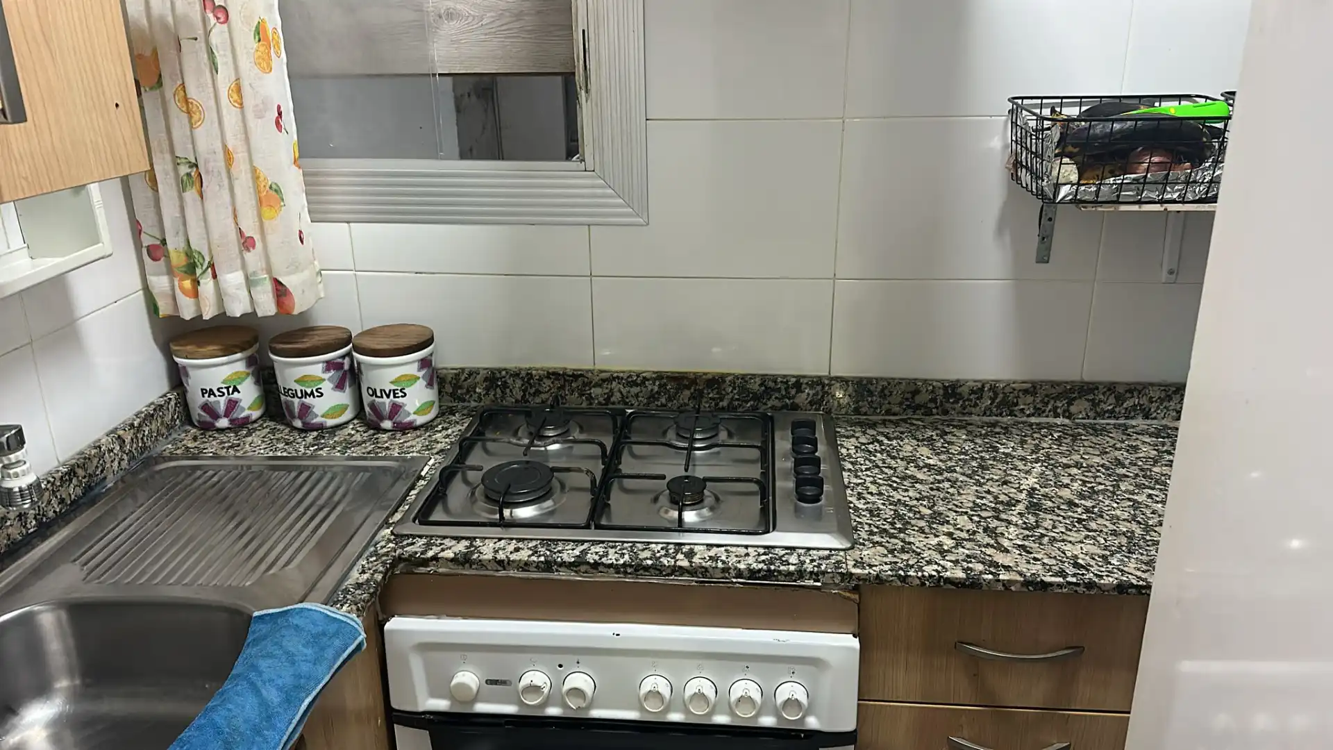 Küche von Wohnung zum Verkauf in L'Hospitalet de Llobregat mit Möbliert