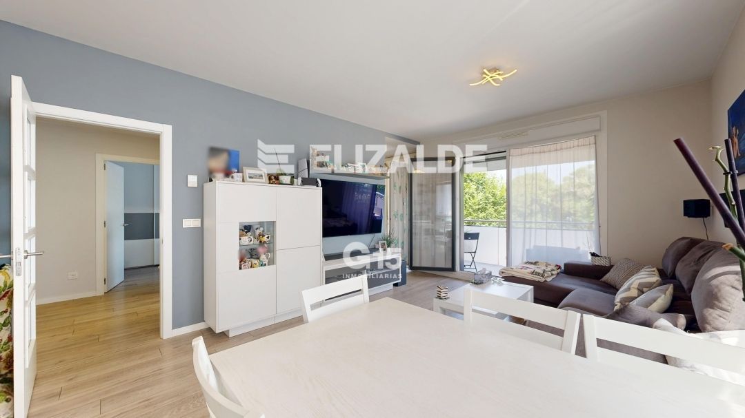 Living room of Flat for sale in Lasarte-Oria  with Heating, Private garden and Balcony
