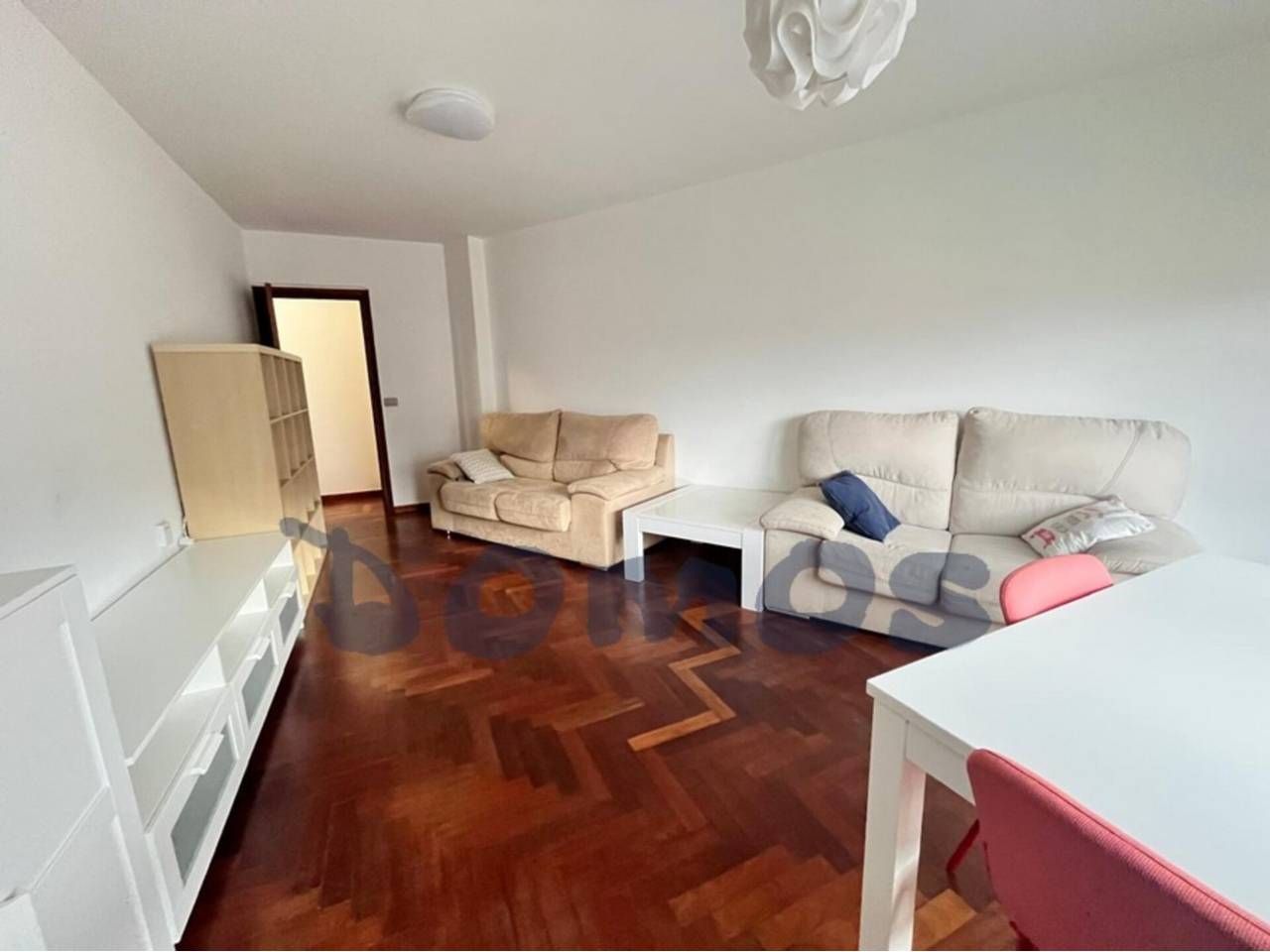 Sala de estar de Piso en venta en Lugo Capital con Calefacción, Parquet y Trastero