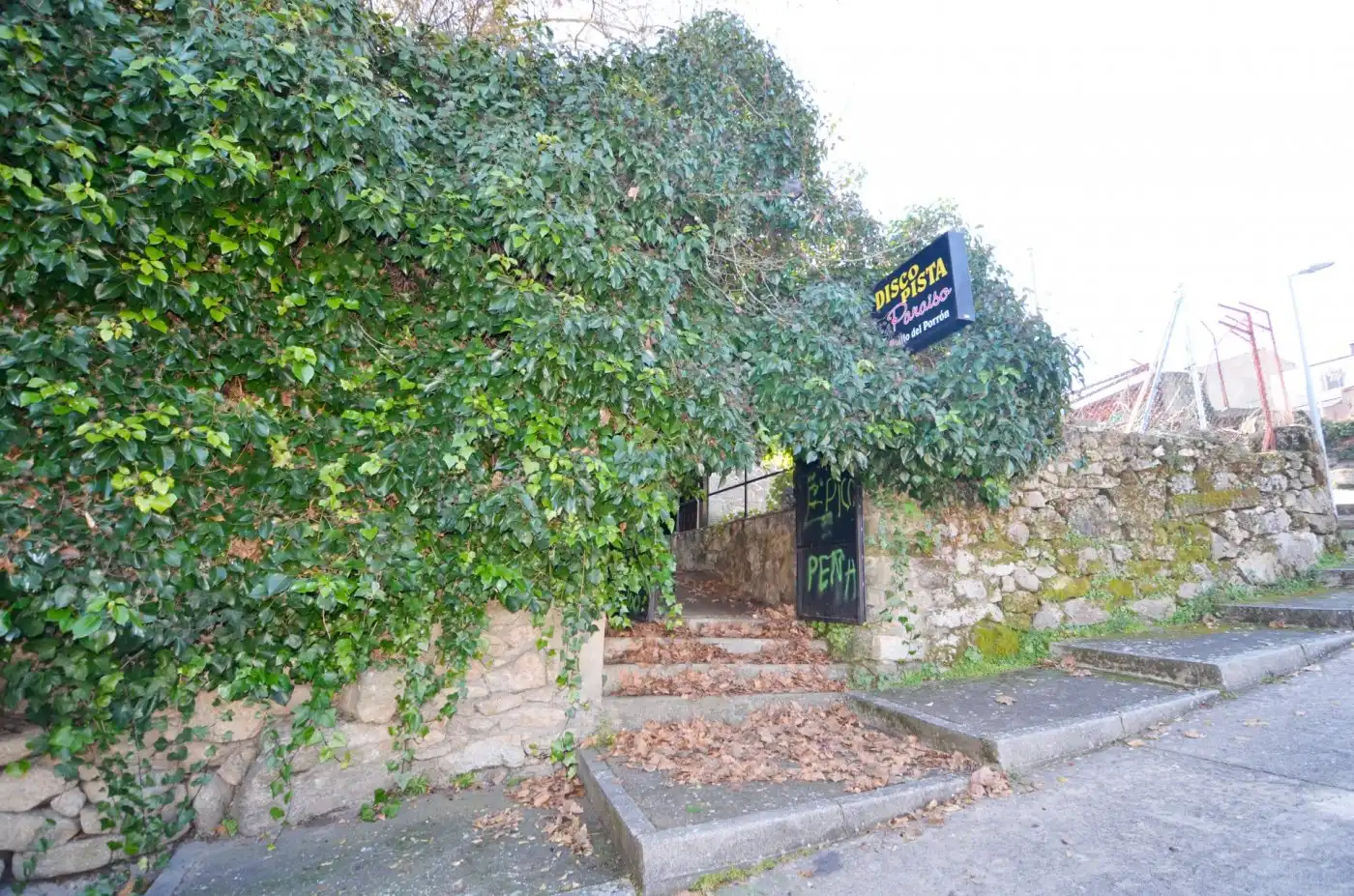 Exterior view of Commercial properties for sale in Aldeadávila de la Ribera