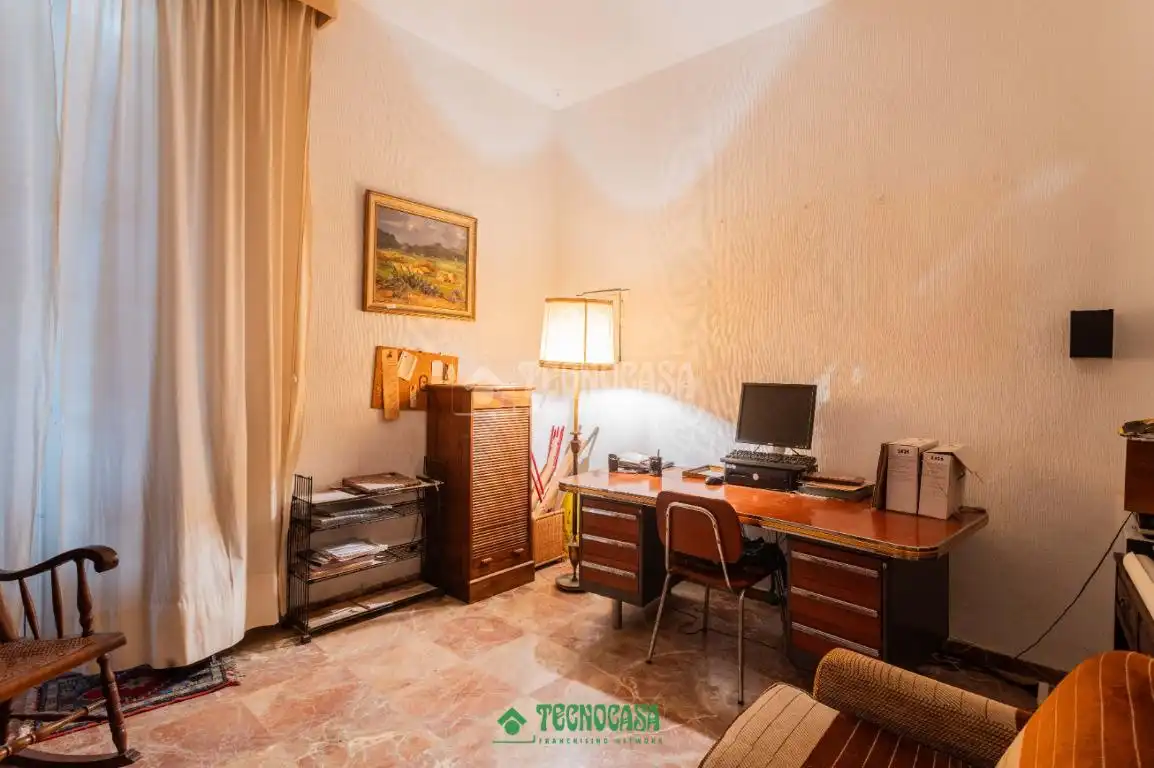 Casa adosada en venta en Almería con Calefacción y Balcón