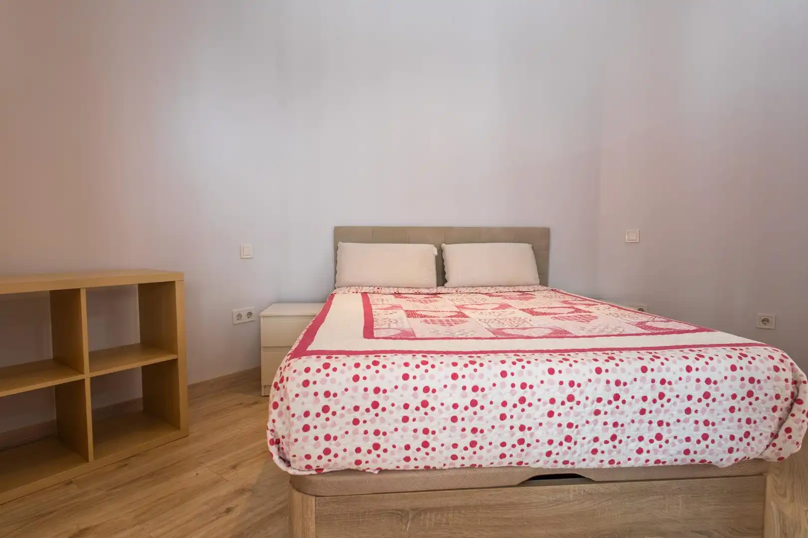 Habitación de Estudio de alquiler en Madrid con Aire acondicionado, Calefacción y Amueblado