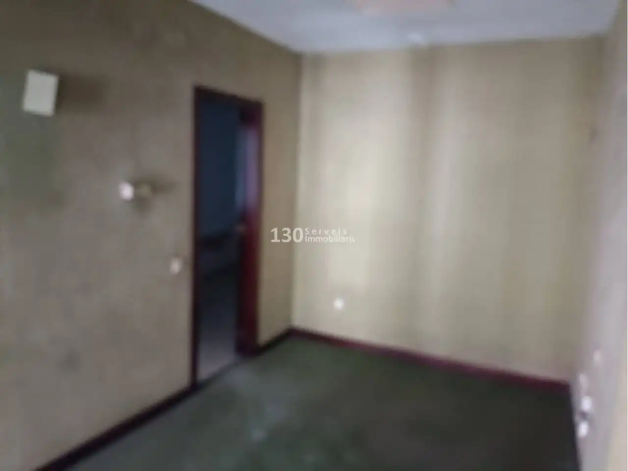Schlafzimmer von Geschaftsraum zum Verkauf in Garcia