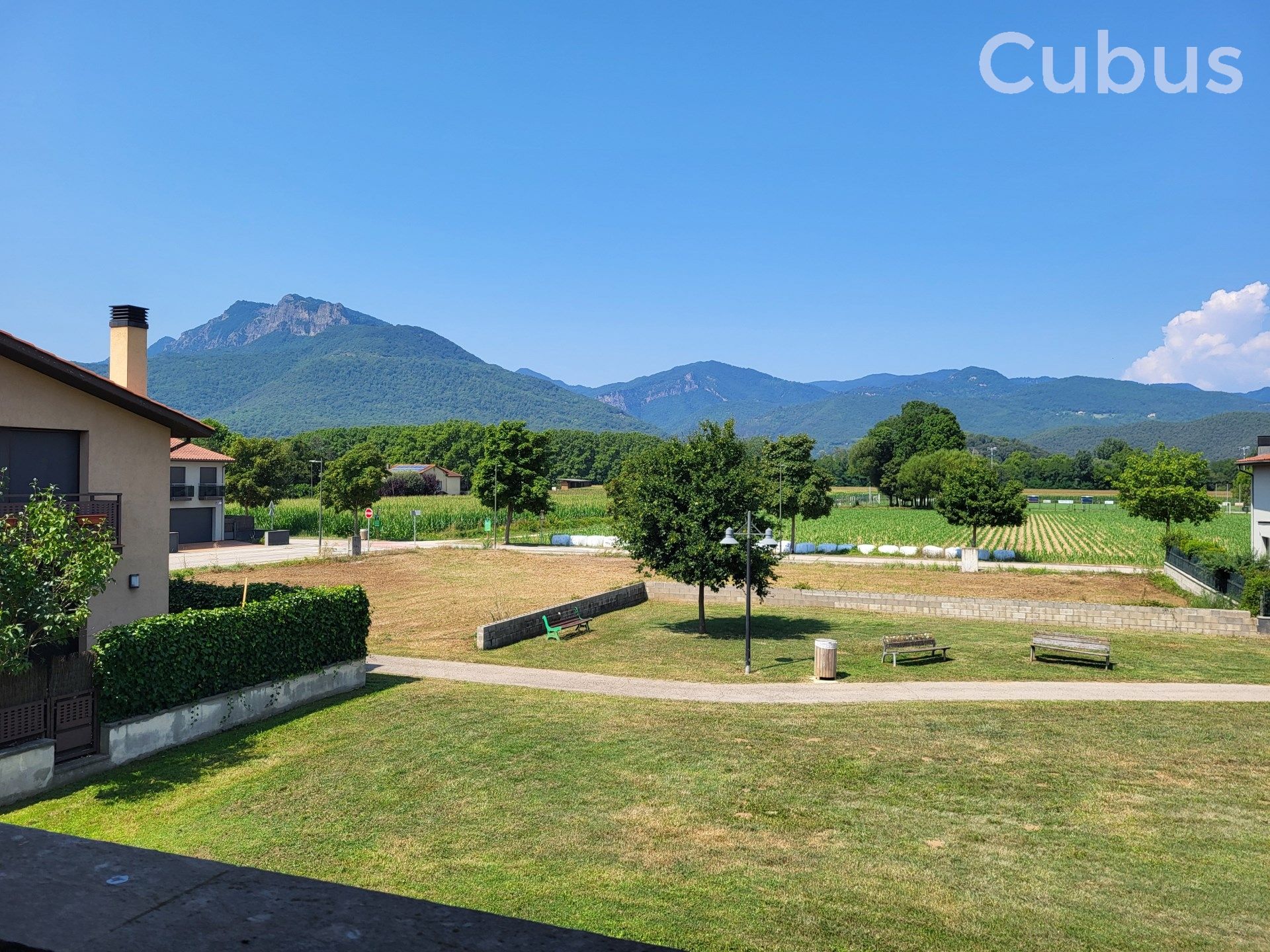 Jardín de Casa o chalet en venta en La Vall d'en Bas con Calefacción, Terraza y Trastero