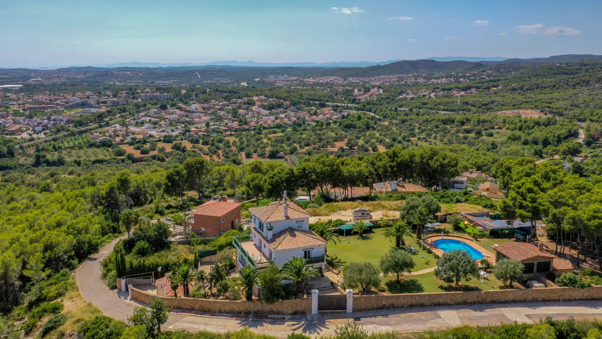Houses for sale in El Vendrell  with Private garden, Terrace and Swimming Pool