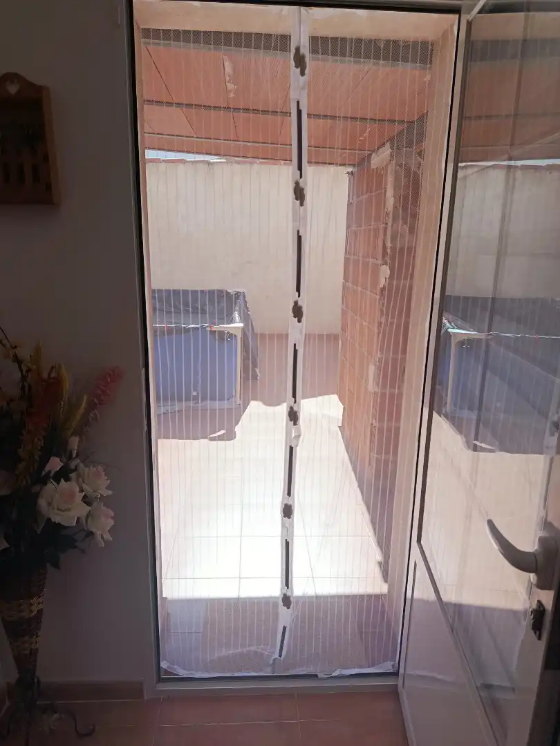 Casa adosada en venda en Mota del Cuervo amb Calefacció, Terrassa i Moblat