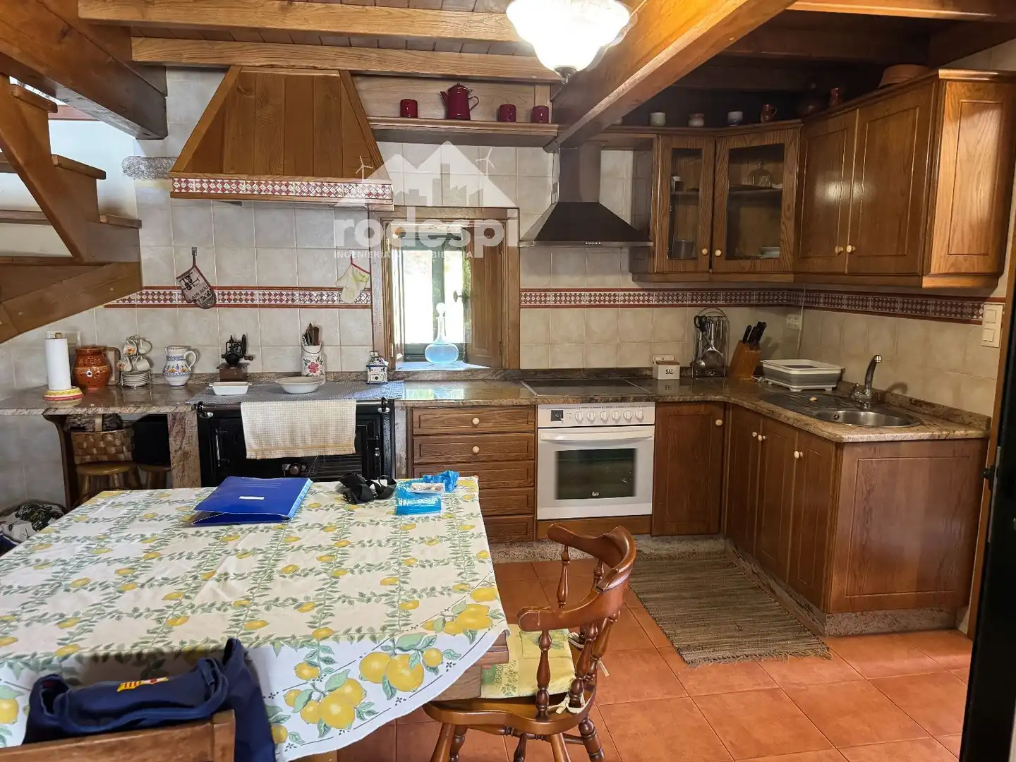 Cocina de Casa o chalet en venta en As Neves   con Calefacción, Trastero y Piscina