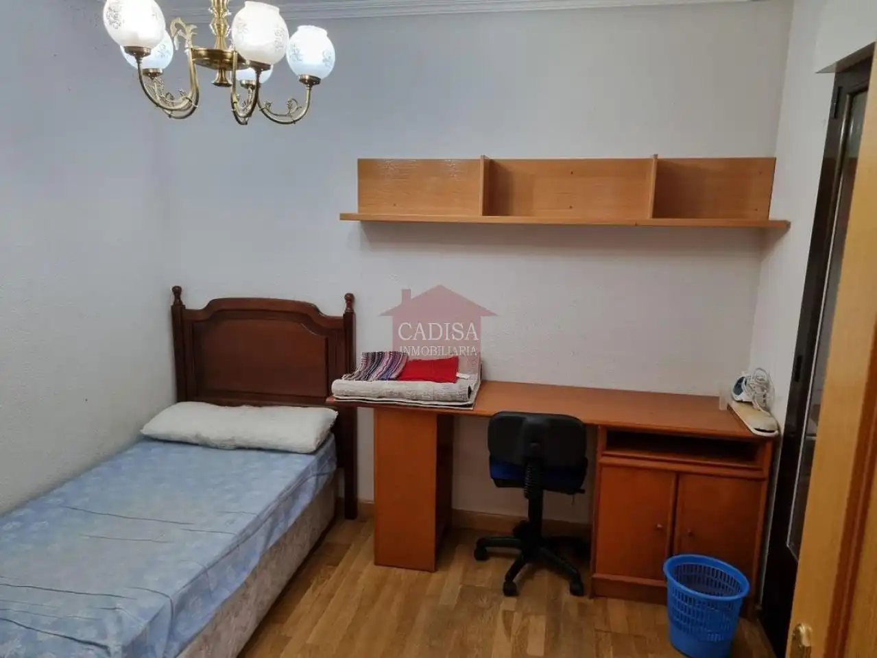 Bedroom of Flat for rent in Salamanca  with Heating, Parquet flooring and Furnished