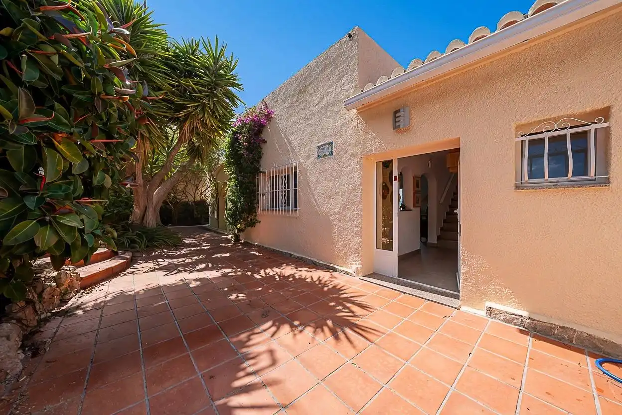 Houses for sale in Calle TRENCALL, La Granadella - Costa Nova