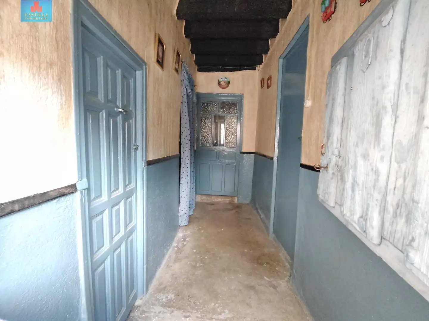 Casa adosada en venta en Navarredondilla