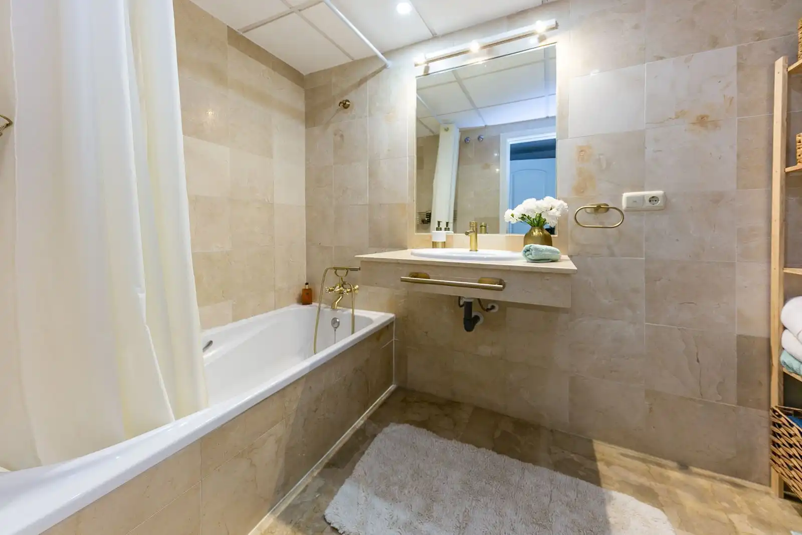 Wohnung zum Verkauf in Calle Londres S/N, imagen 16