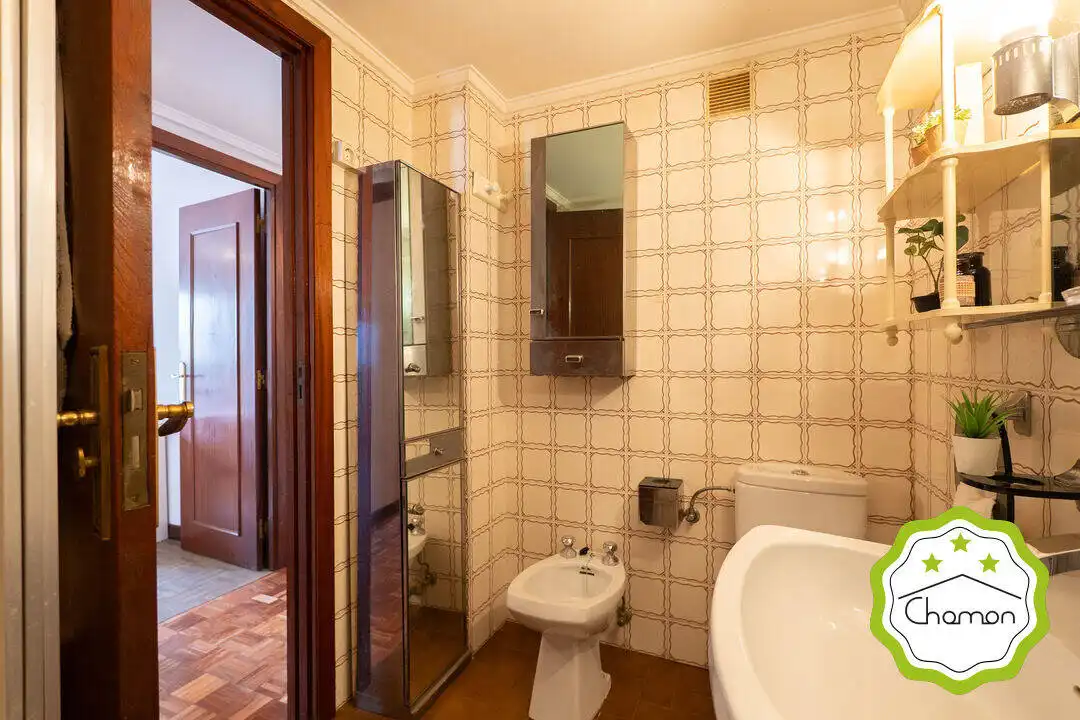 Badezimmer von Wohnung zum Verkauf in Lekeitio mit Heizung und Terrasse
